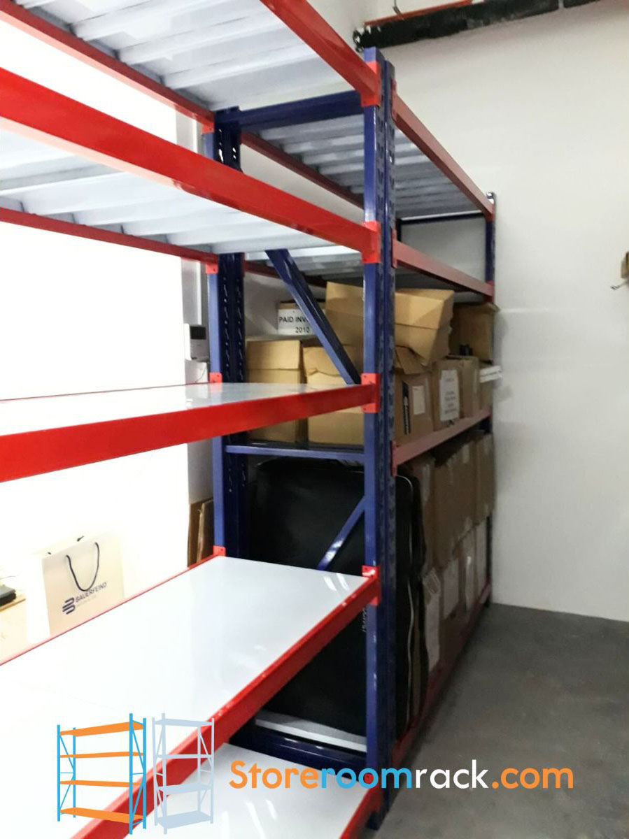 Narrow-aisle bays — Logistics premises, commercial racking installation in Singapore